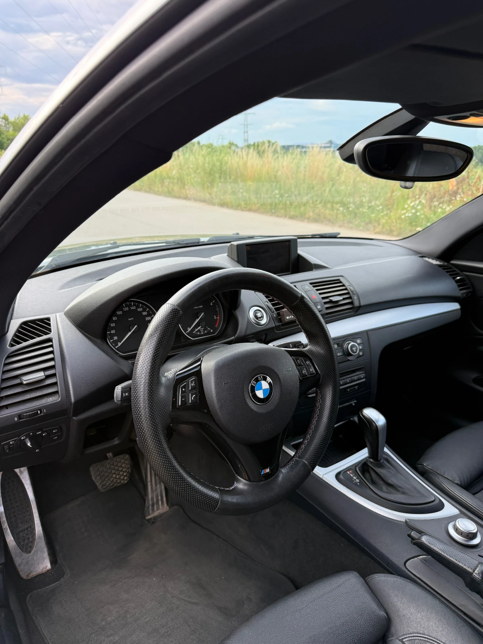 BMW 120, снимка 8 - Автомобили и джипове - 55136976