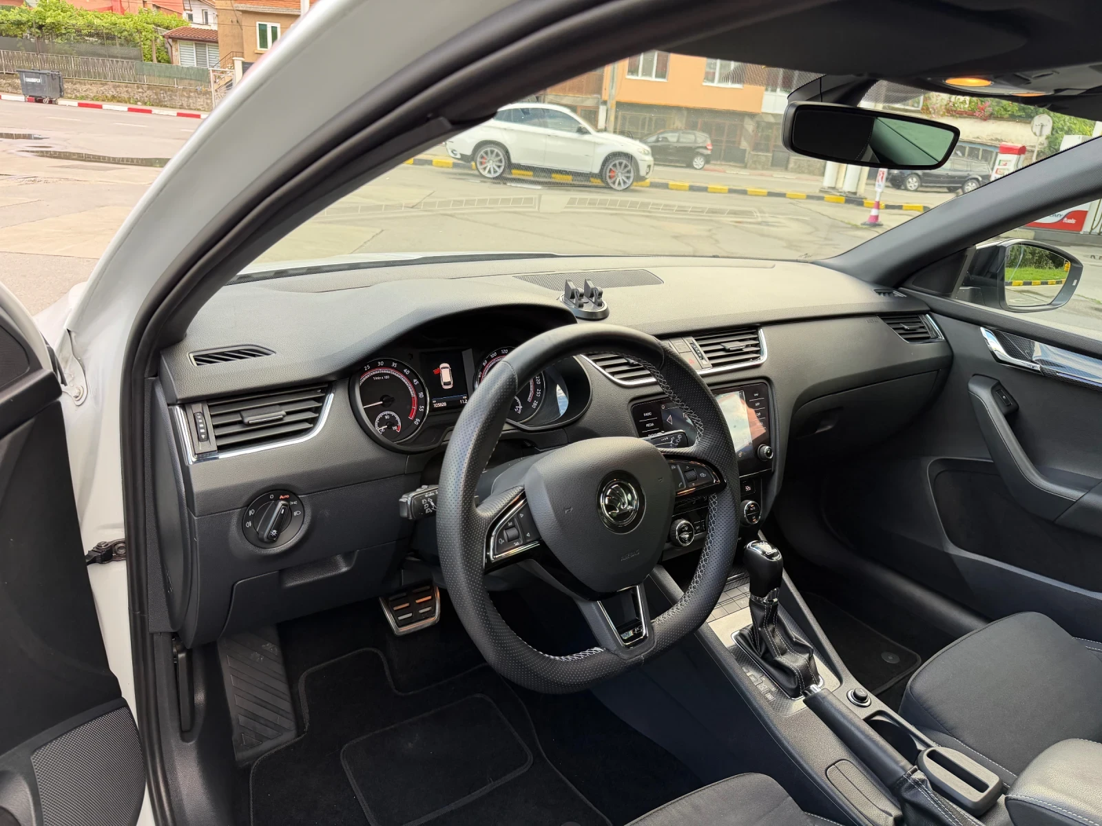 Skoda Octavia VRS, снимка 8 - Автомобили и джипове - 55276622