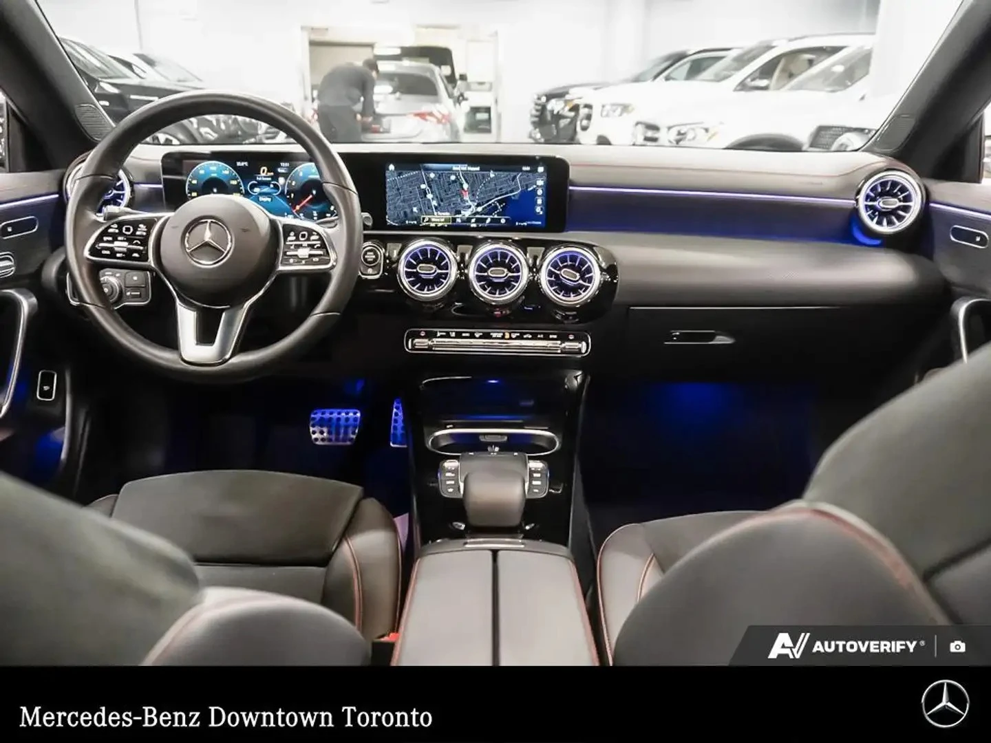 Mercedes-Benz CLA 250 4MATIC/360CAMERA/SUNROOF/NIGHT-PKG, снимка 16 - Автомобили и джипове - 55407862