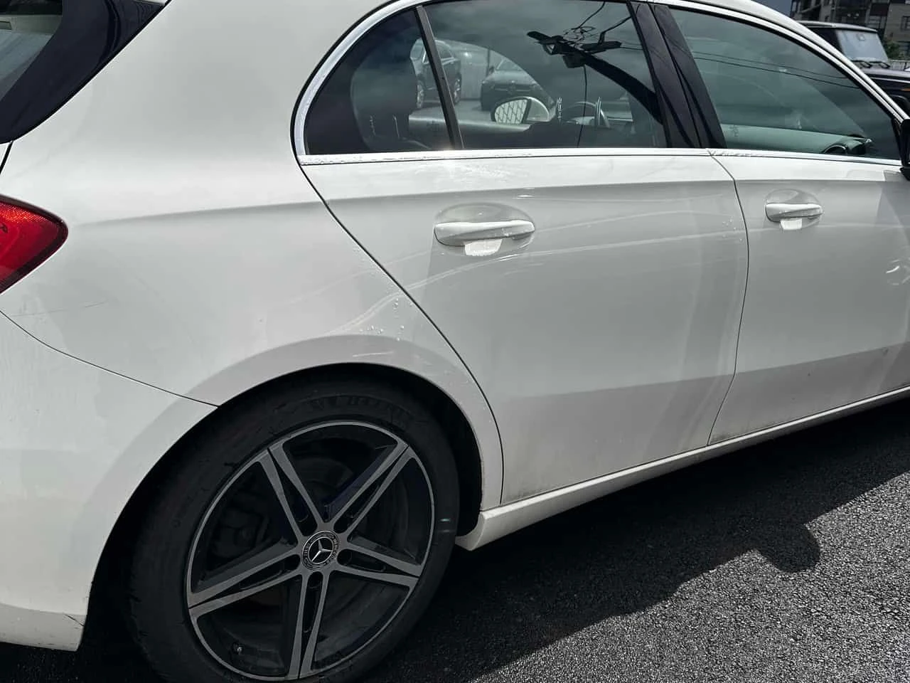 Mercedes-Benz A 250 4MATIC* DISTRONIC* ПОДГРЕВ* АВТОКРЕДИТ* , снимка 3 - Автомобили и джипове - 55539400