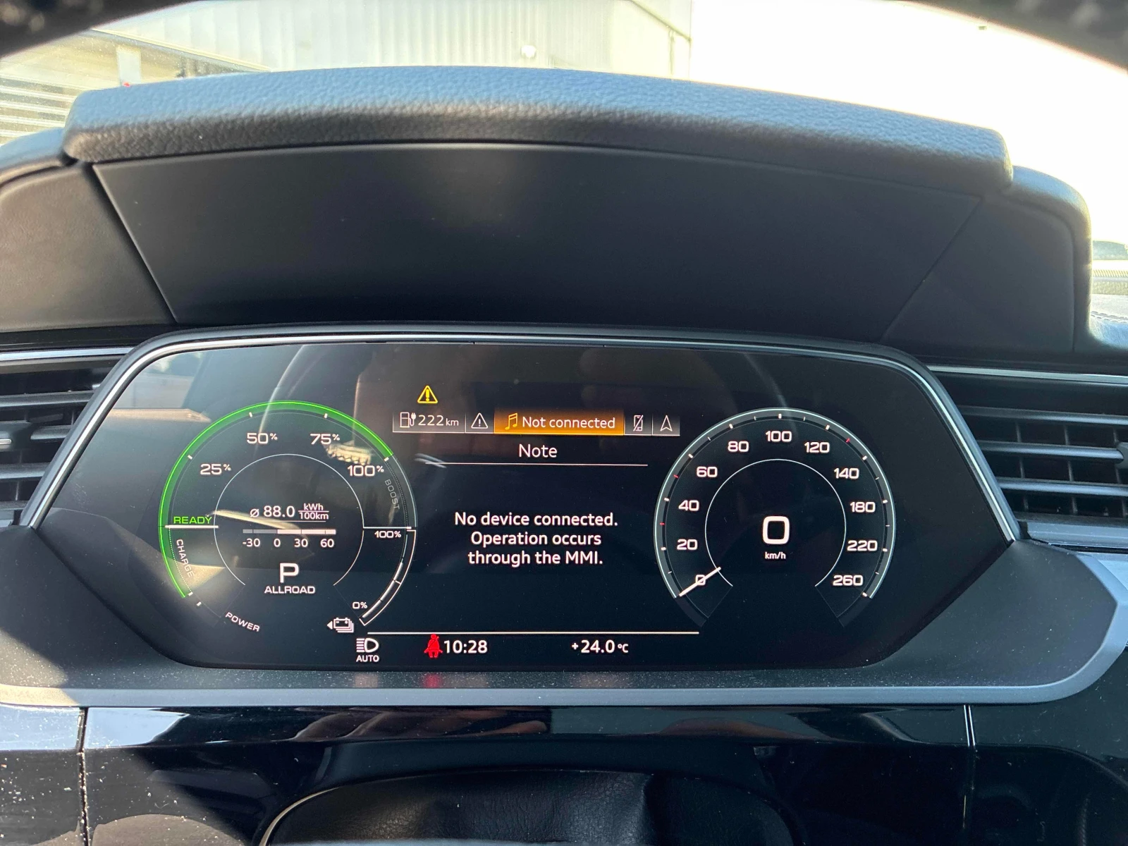 Audi E-Tron TECHNIK * ГЛАВНО ПРЕДСТАВИТЕЛСТВО НА BMW* , снимка 8 - Автомобили и джипове - 55887281
