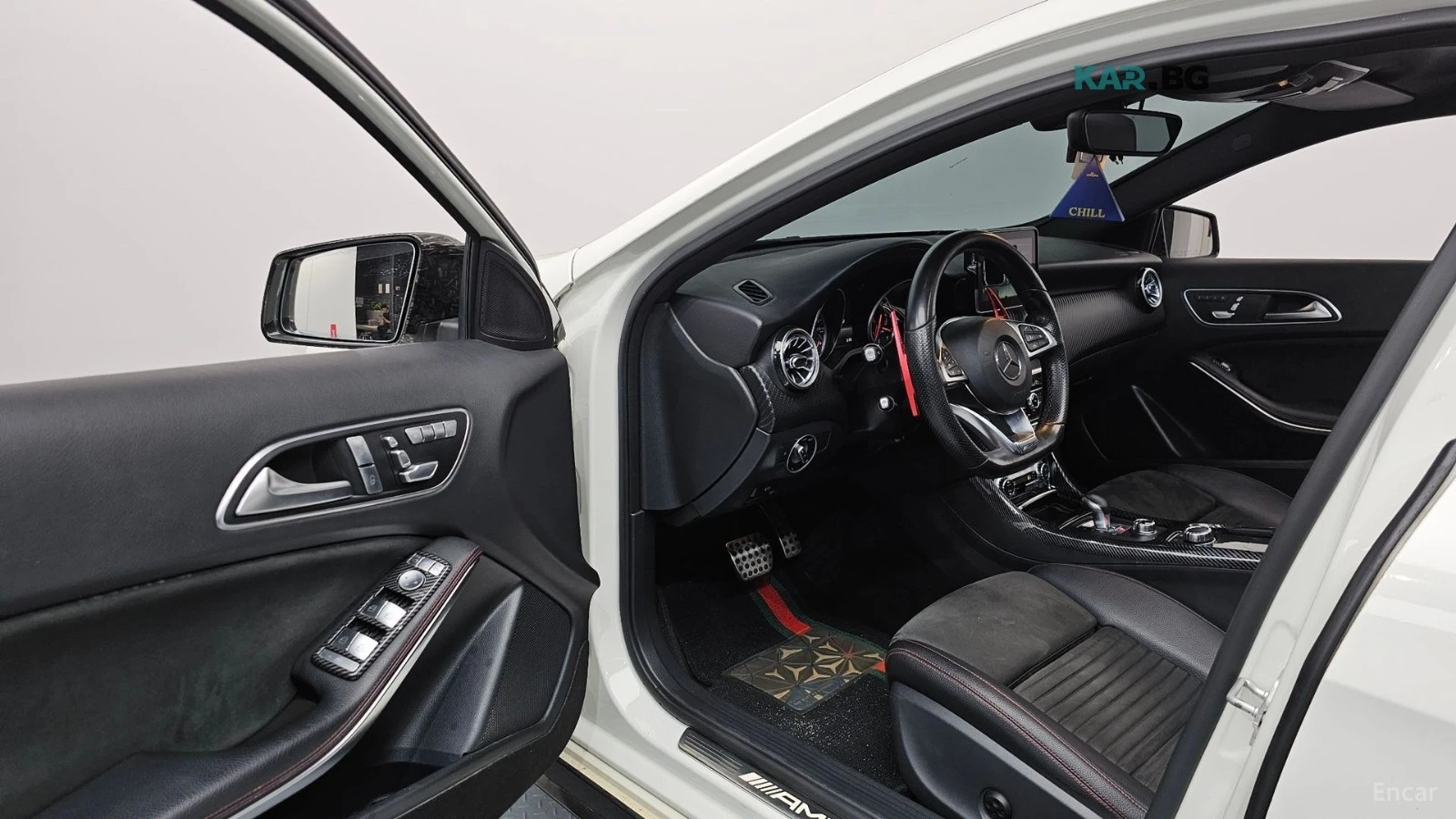 Mercedes-Benz A45 AMG 4MATIC* КОЖА* ПОДГРЕВ* ПАНОРАМА* КАМЕРА* NAVI* , снимка 10 - Автомобили и джипове - 55898604