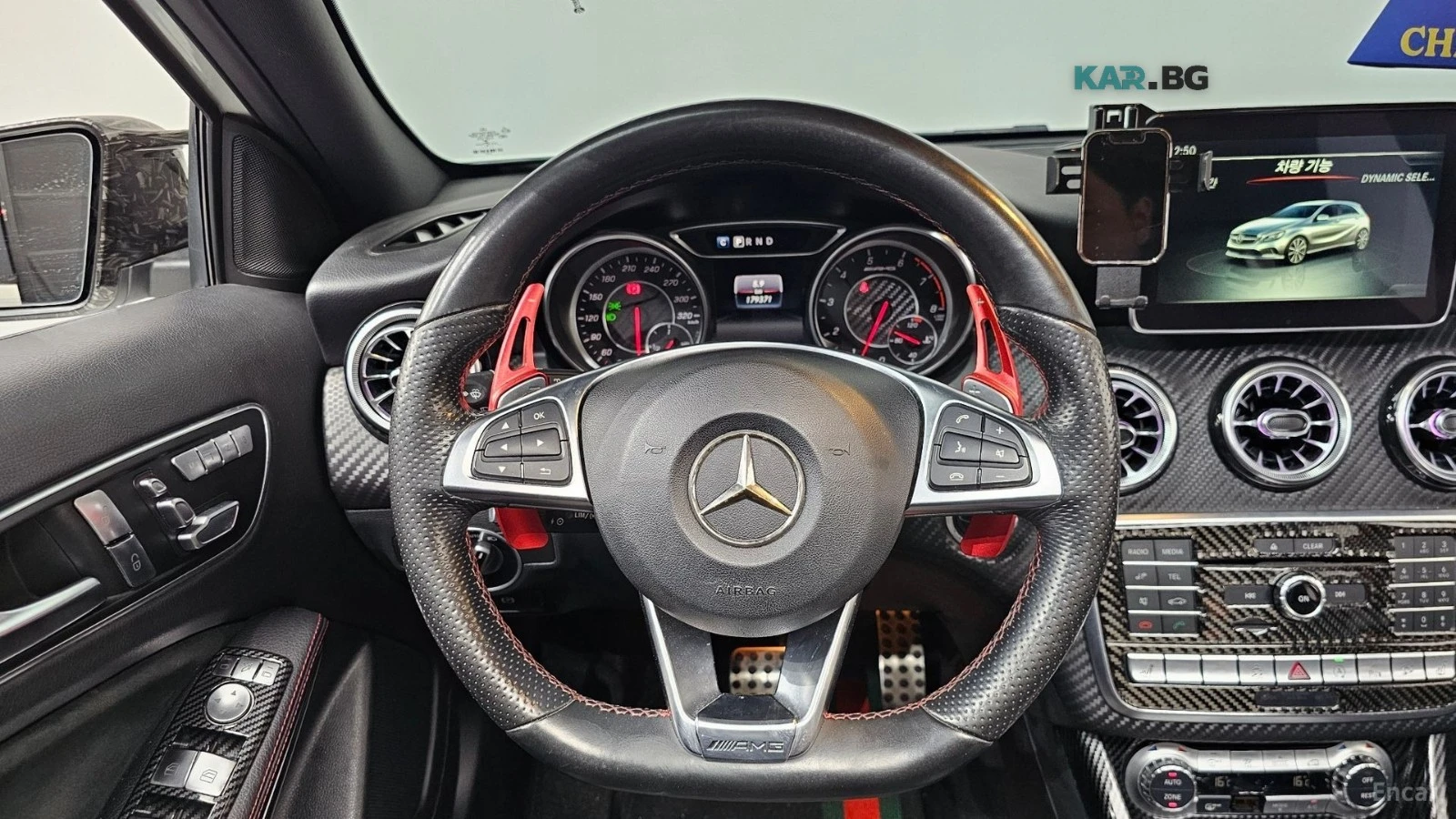 Mercedes-Benz A45 AMG 4MATIC* КОЖА* ПОДГРЕВ* ПАНОРАМА* КАМЕРА* NAVI* , снимка 12 - Автомобили и джипове - 55898604
