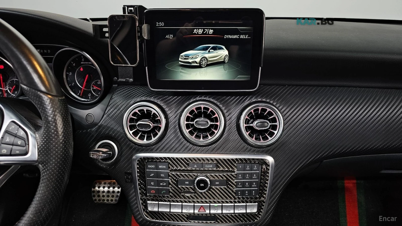 Mercedes-Benz A45 AMG 4MATIC* КОЖА* ПОДГРЕВ* ПАНОРАМА* КАМЕРА* NAVI* , снимка 13 - Автомобили и джипове - 55898604