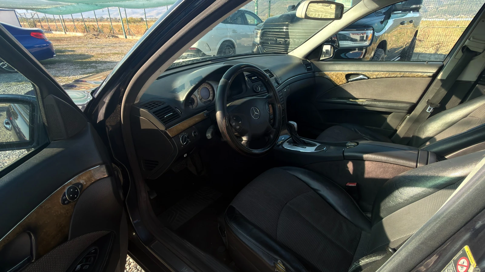Mercedes-Benz E 200 2.0CDI* 120 к.с* , снимка 10 - Автомобили и джипове - 56231814