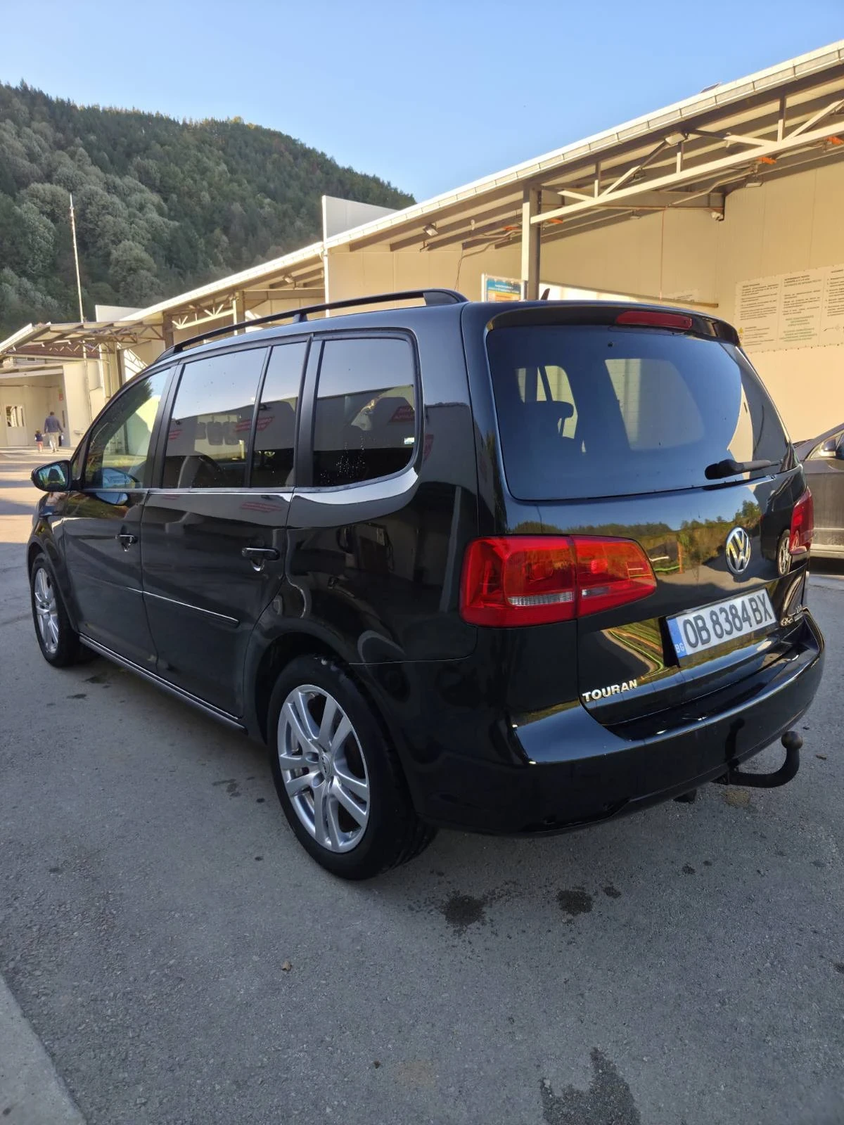 VW Touran, снимка 7 - Автомобили и джипове - 56406576