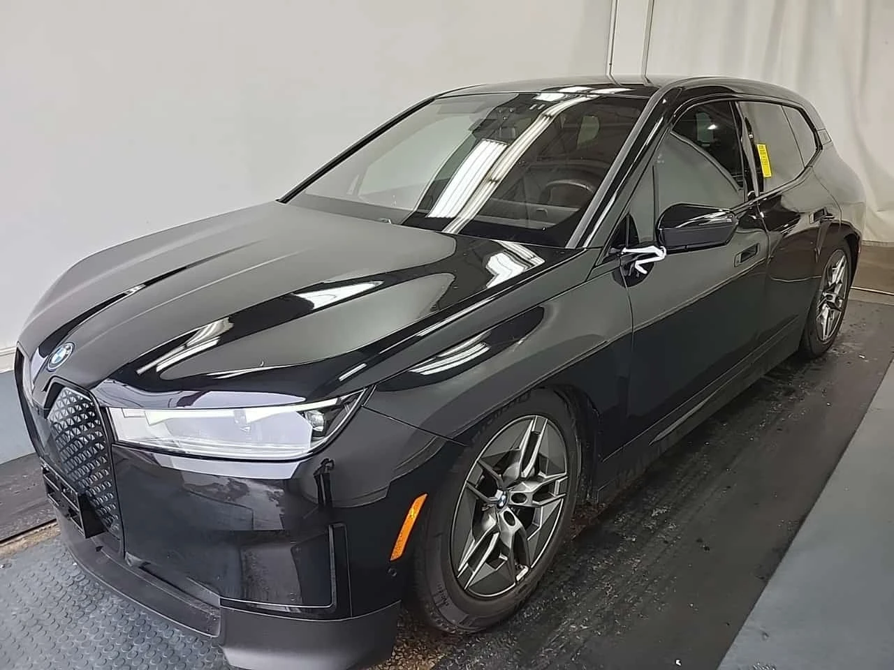 BMW iX  Xdrive50 * АВТОКРЕДИТ БЕЗ ПЪРВОНАЧАЛНА ВНОСКА* 