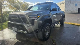Toyota Tacoma Hybrid Trailhunter* АВТОКРЕДИТ БЕЗ ПЪРВОНАЧАЛНА* 