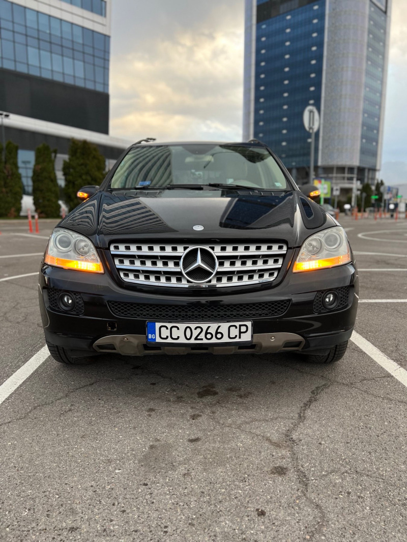 Mercedes-Benz ML 500, снимка 2 - Автомобили и джипове - 45732798