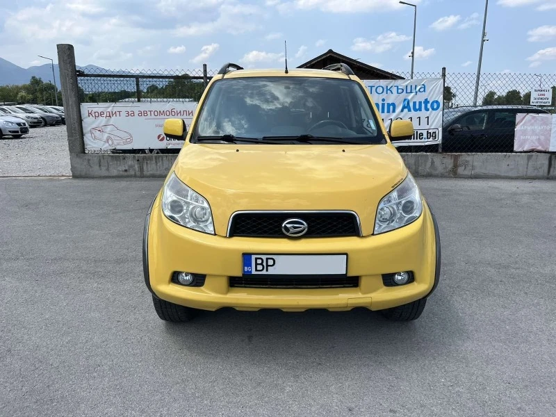 Daihatsu Terios 1.5I 105кс 4Х4 КЛИМАИК РЕГИСТРИРАН ОБСЛУЖЕН, снимка 2 - Автомобили и джипове - 46664274