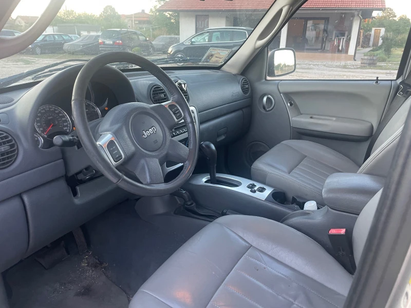 Jeep Cherokee 2.8TDI-ITALIA, снимка 8 - Автомобили и джипове - 46731315