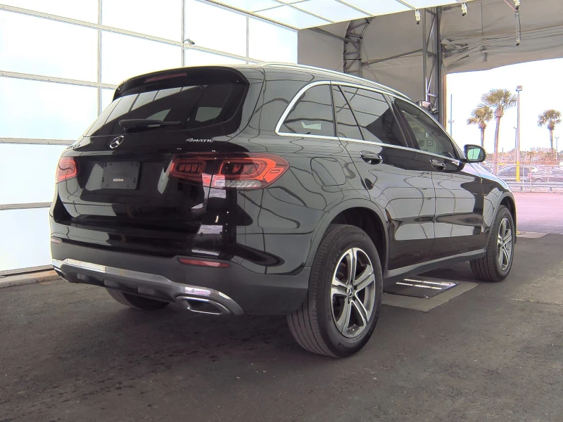 Mercedes-Benz GLC 300 4MATIC/LANE ASSIST/KEYLESS/ПОДГРЕВ/КАМЕРА , снимка 5 - Автомобили и джипове - 49505664