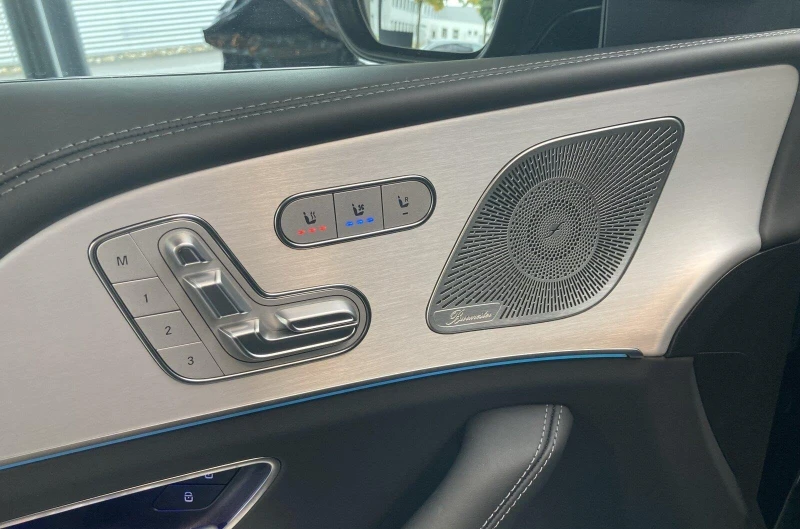 Mercedes-Benz GLS 63 AMG /4-MATIC/FACELIFT/BURM/PANO/ACTIVE RIDE/HEAD UP/TV, снимка 7 - Автомобили и джипове - 52049722