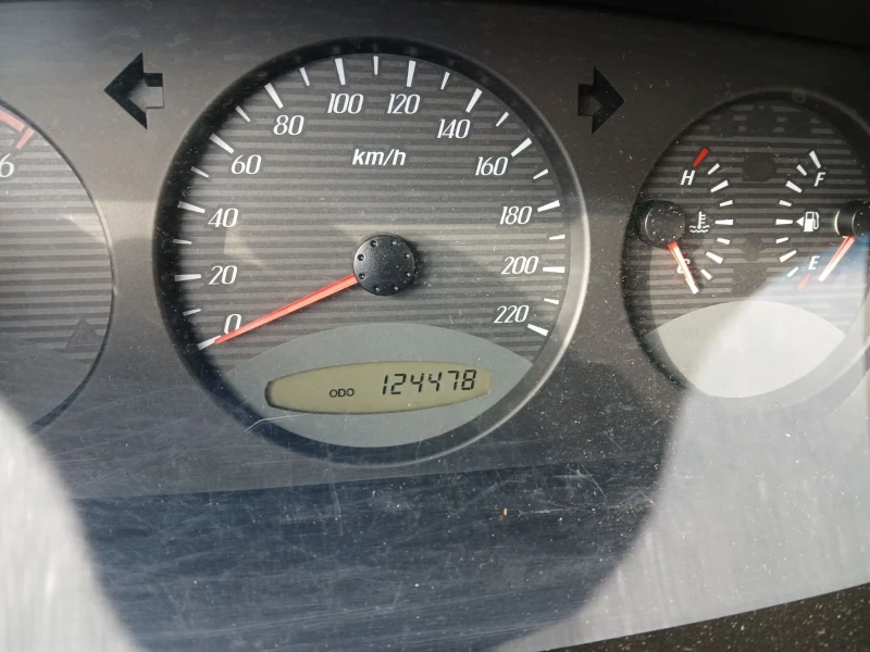 SsangYong Kyron Mx200 XDi, снимка 10 - Автомобили и джипове - 53072795