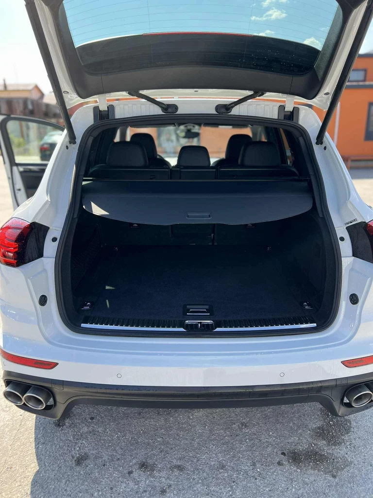 Porsche Cayenne, снимка 9 - Автомобили и джипове - 55528292