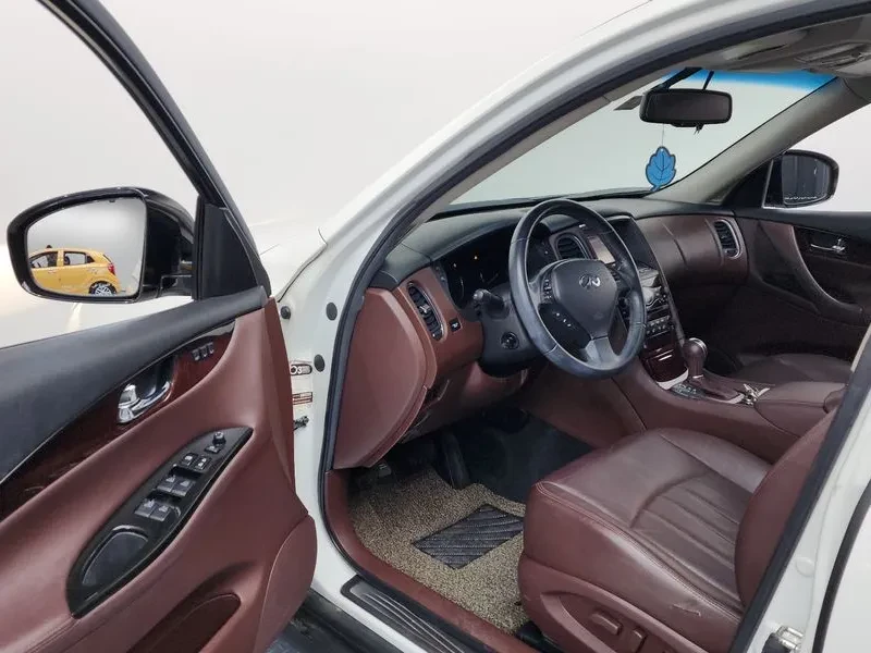 Infiniti QX50 3.7 AWD, снимка 10 - Автомобили и джипове - 55705219