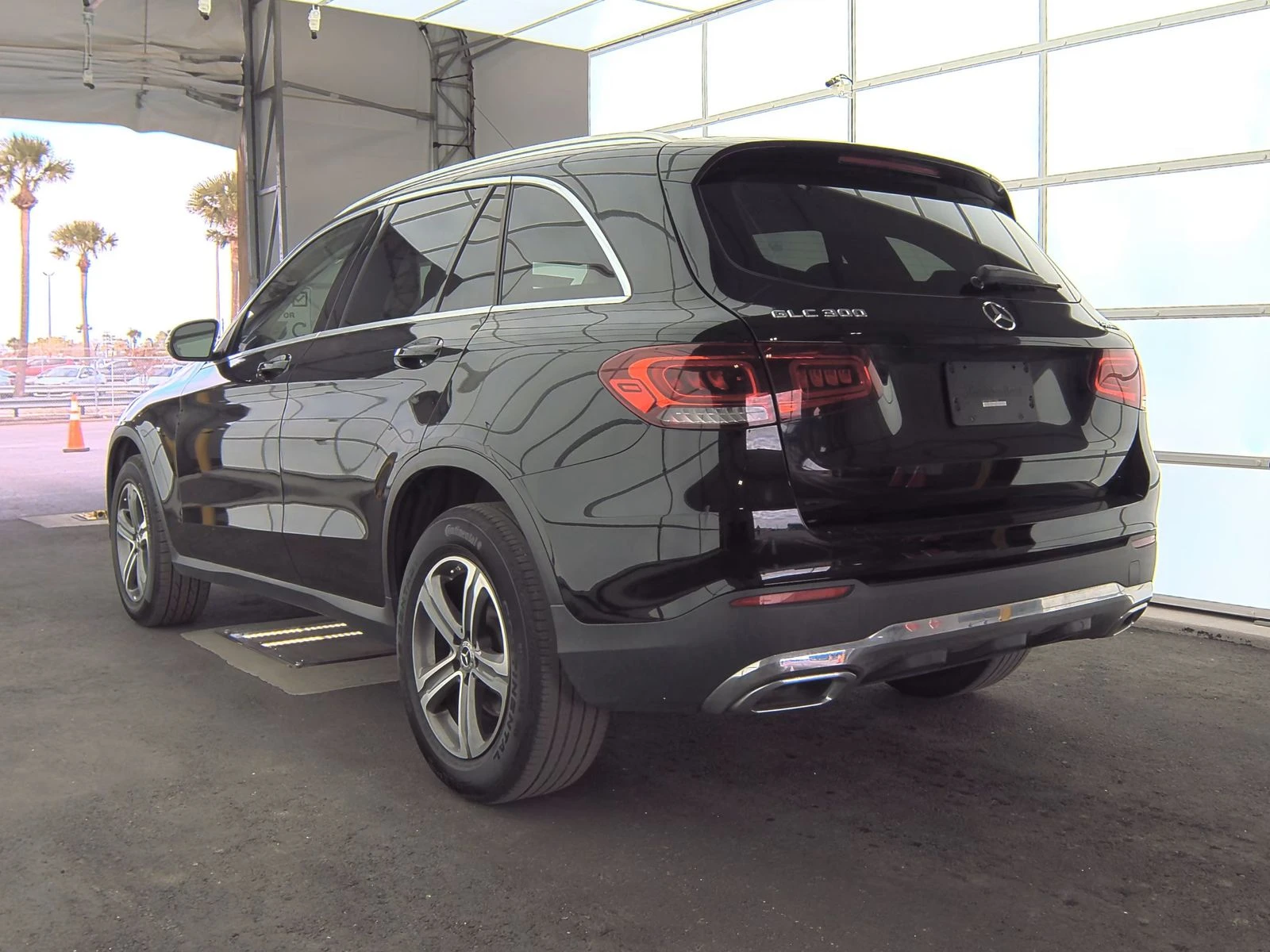 Mercedes-Benz GLC 300 4MATIC/LANE ASSIST/KEYLESS/ПОДГРЕВ/КАМЕРА  - изображение 8
