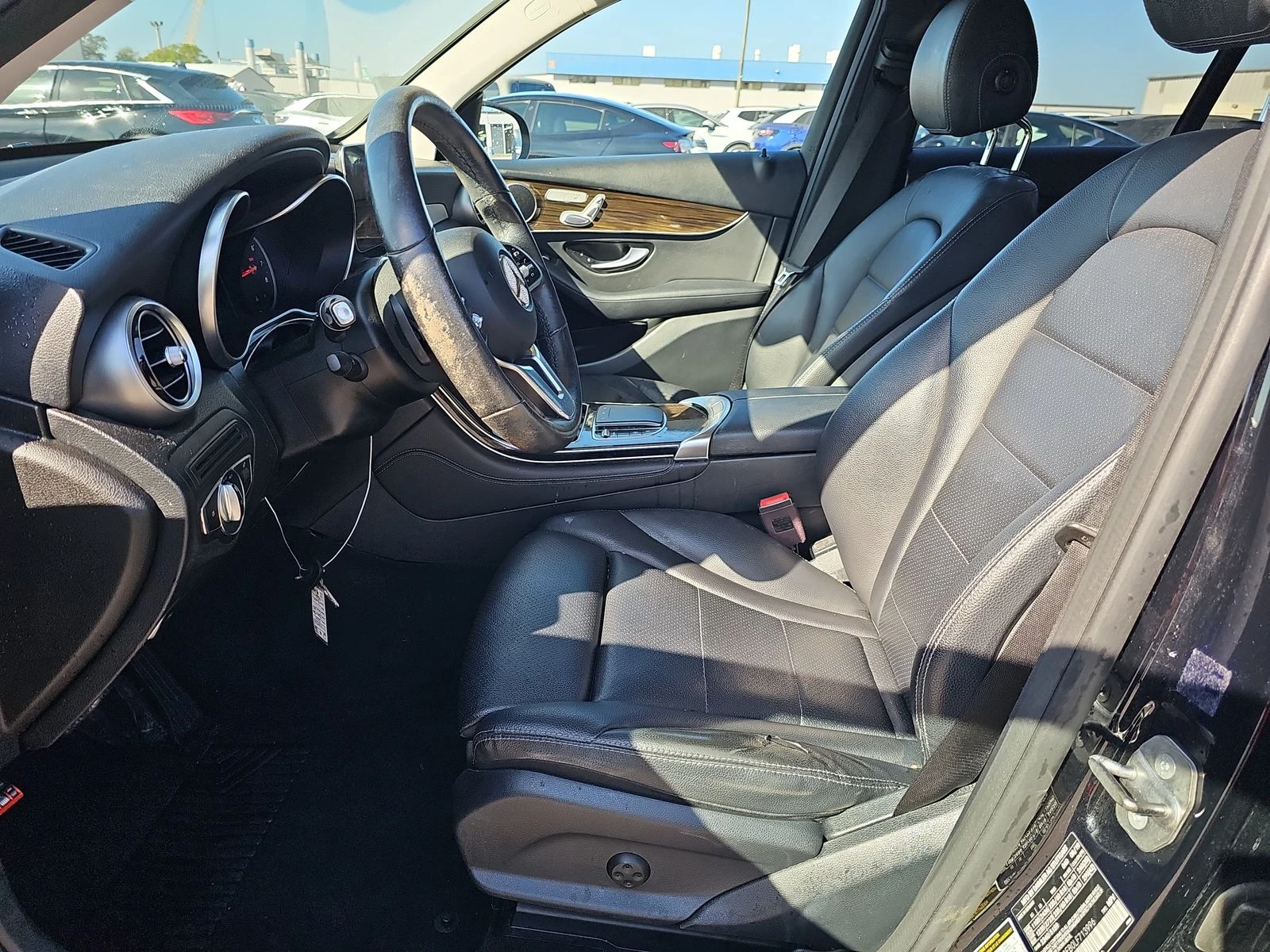 Mercedes-Benz GLC 300 4MATIC/LANE ASSIST/KEYLESS/ПОДГРЕВ/КАМЕРА  - изображение 9