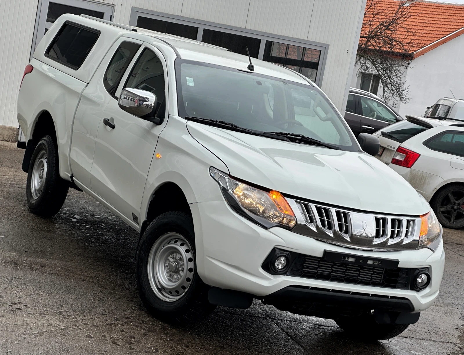 Mitsubishi L200 2.4DI-D* КЛИМА* 4х4 - изображение 3