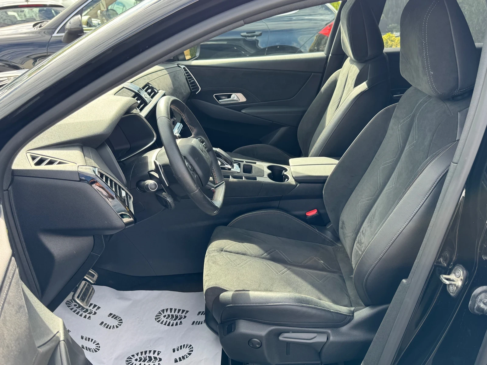 Citroen DS 7 Crossback 1.6i performance line - изображение 8