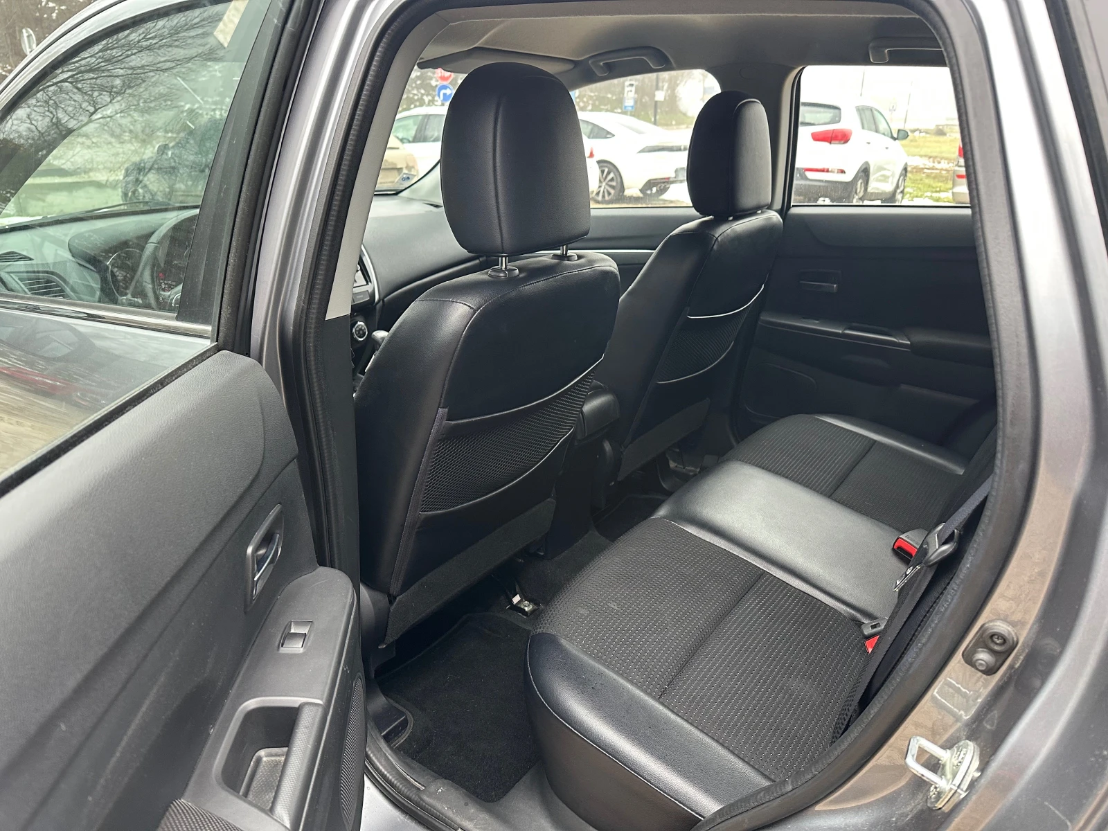 Citroen C4 AIRCROSS 1.6D 115кс4х4 НАВИ КАМЕРА КОЖА ПОДГРЕВ - изображение 8