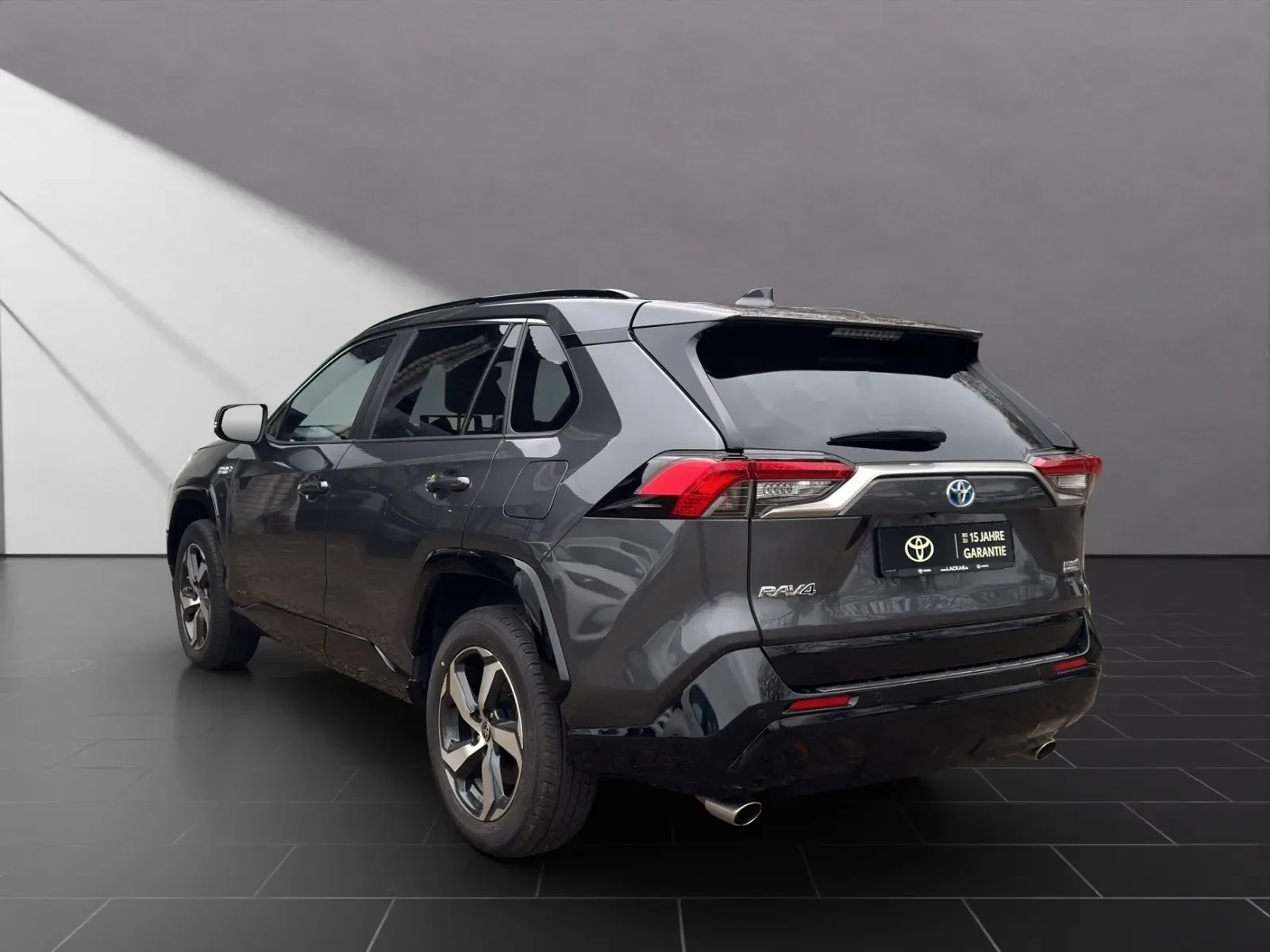 Toyota Rav4 COMFORT* CARPLAY* 15 JAHRE GARANTIE Plug in hybrid - изображение 3