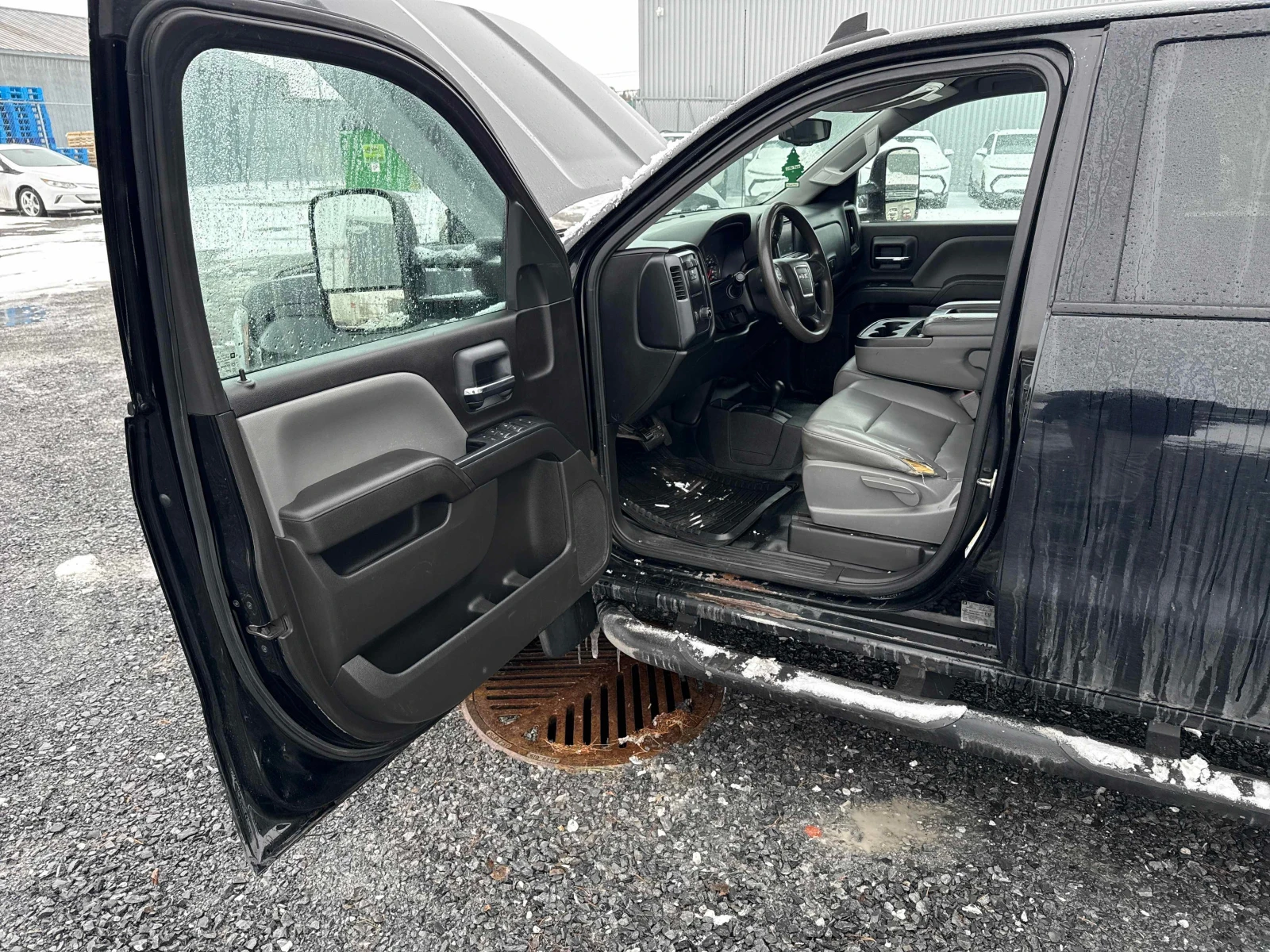 Gmc Sierra 5.3L 8cyl 4WD, снимка 5 - Автомобили и джипове - 53939462