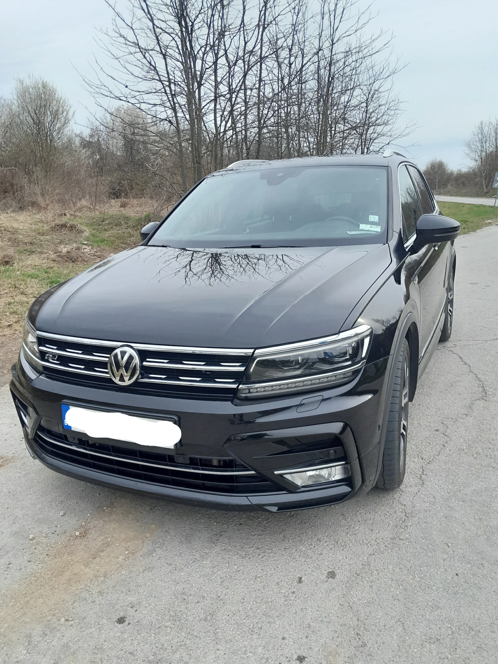 VW Tiguan R-line, снимка 6 - Автомобили и джипове - 54096212