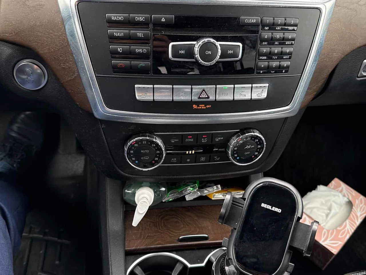 Mercedes-Benz GL 450 CARFAX, снимка 9 - Автомобили и джипове - 54700910