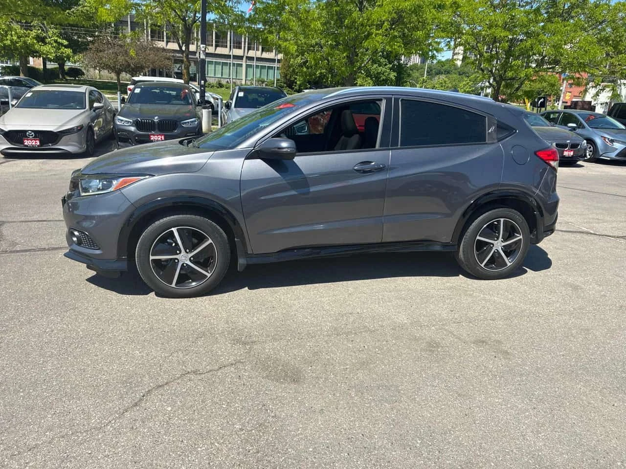 Honda Hr-v * Sport * АВТОКРЕДИТ БЕЗ ПЪРВОНАЧАЛНА ВНОСКА* , снимка 2 - Автомобили и джипове - 54798020