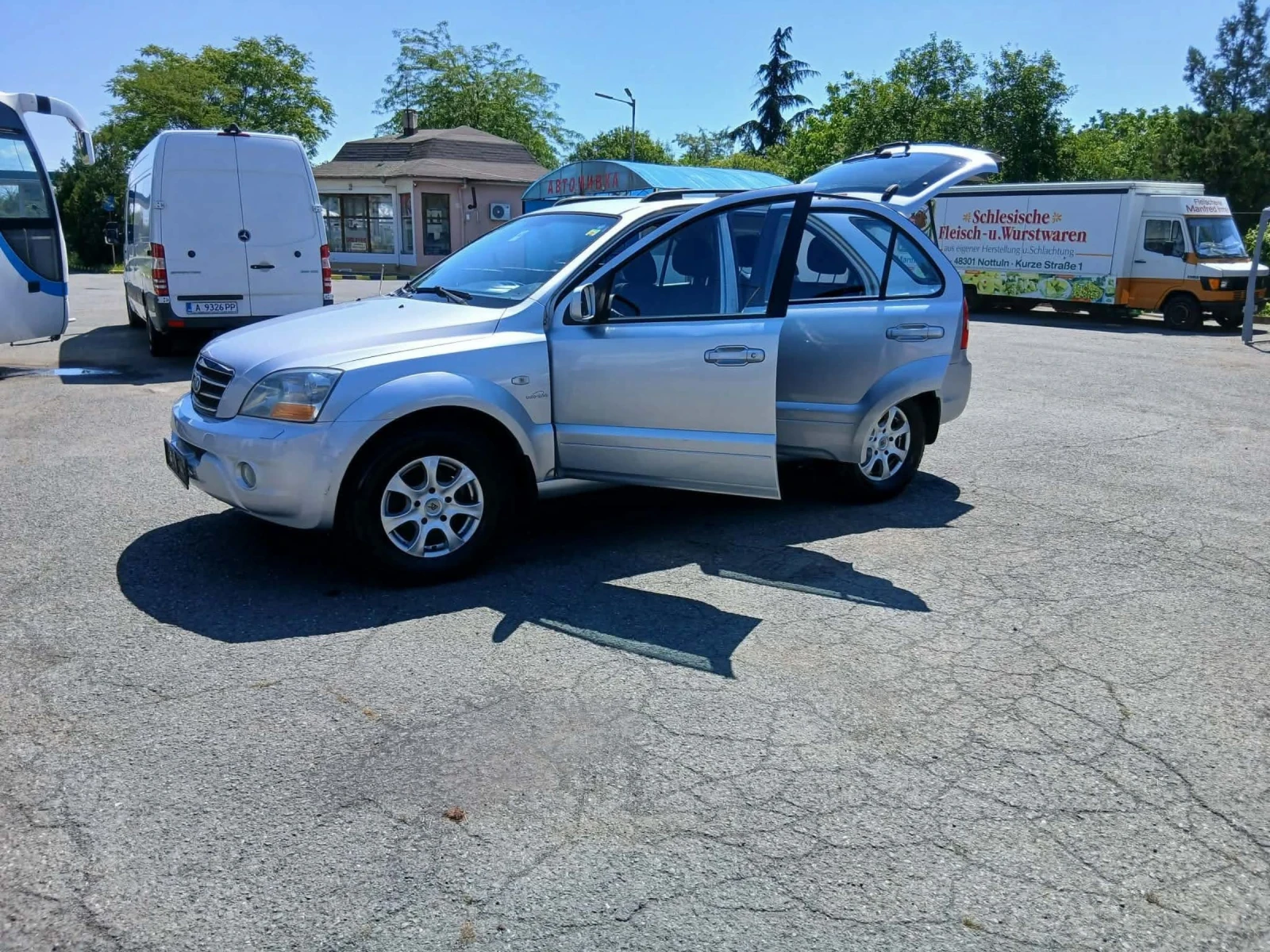Kia Sorento 2.5 CRDi, снимка 5 - Автомобили и джипове - 54963978
