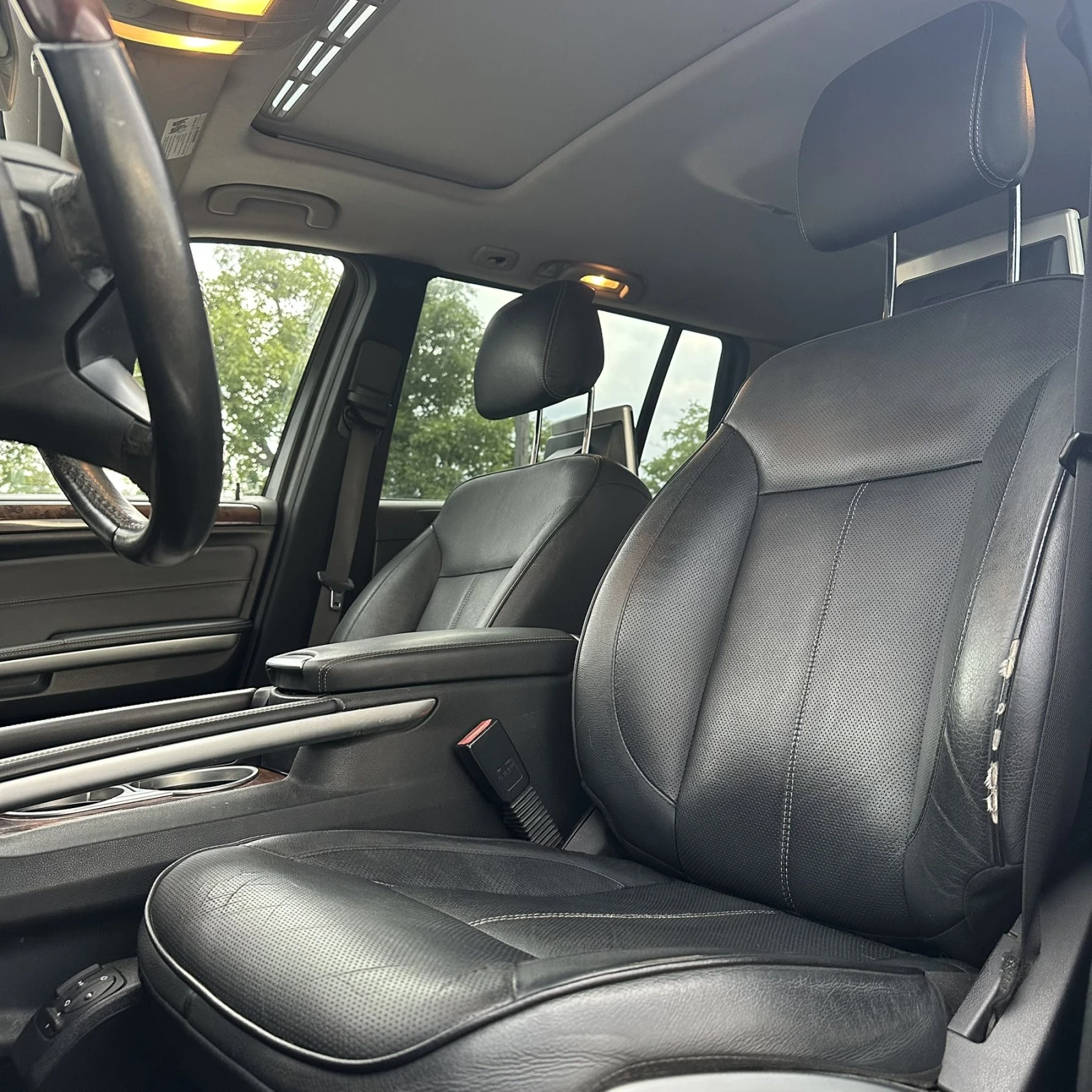 Mercedes-Benz GL 550 AMG, снимка 10 - Автомобили и джипове - 55411114