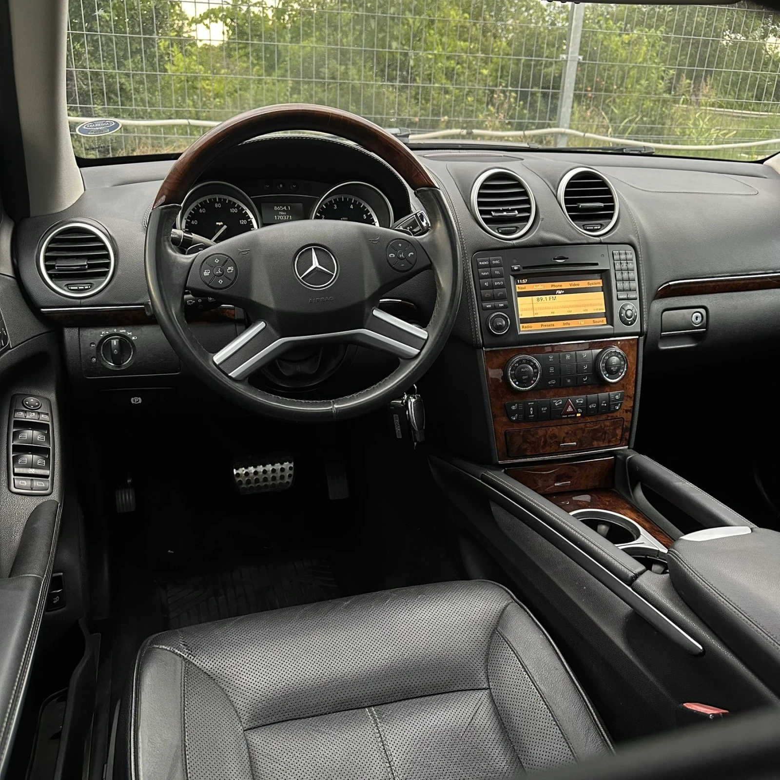 Mercedes-Benz GL 550 AMG, снимка 9 - Автомобили и джипове - 55411114