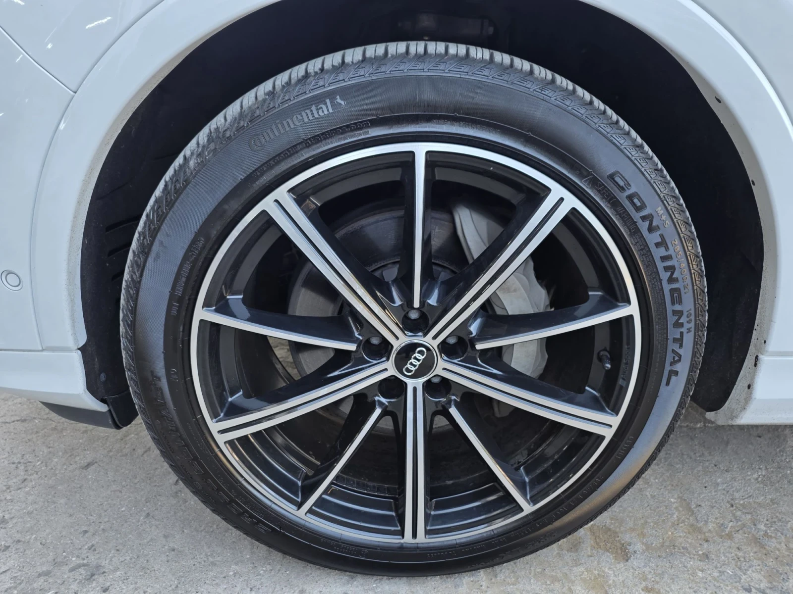 Audi Q7 55 TFSI, снимка 2 - Автомобили и джипове - 55730044