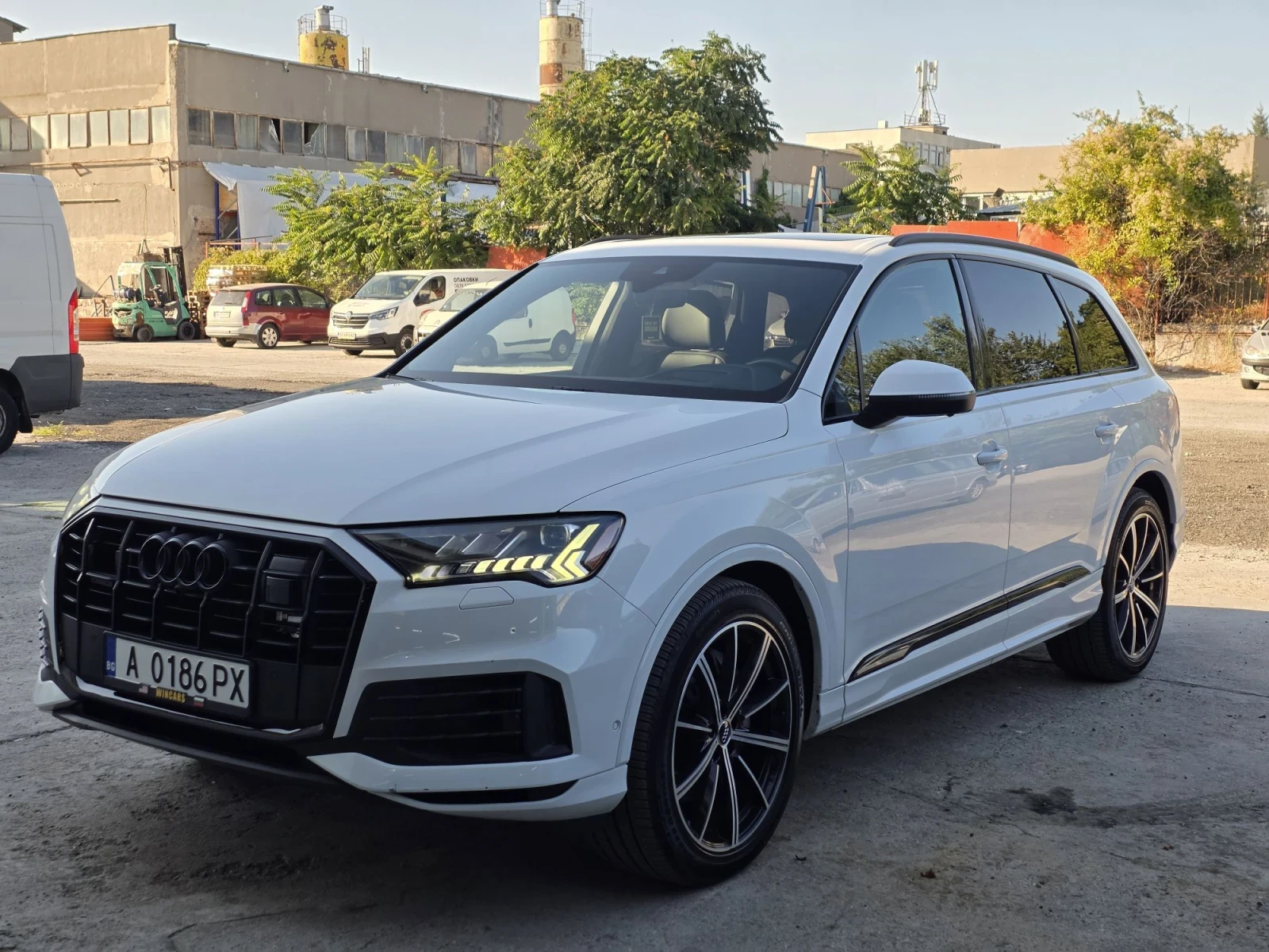 Audi Q7 55 TFSI, снимка 5 - Автомобили и джипове - 55730044