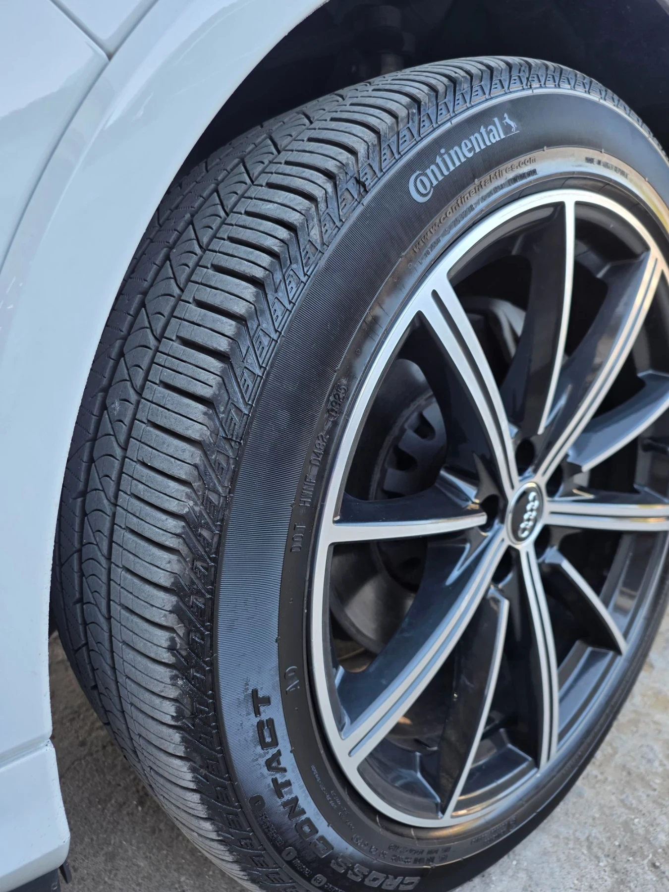 Audi Q7 55 TFSI, снимка 3 - Автомобили и джипове - 55730044