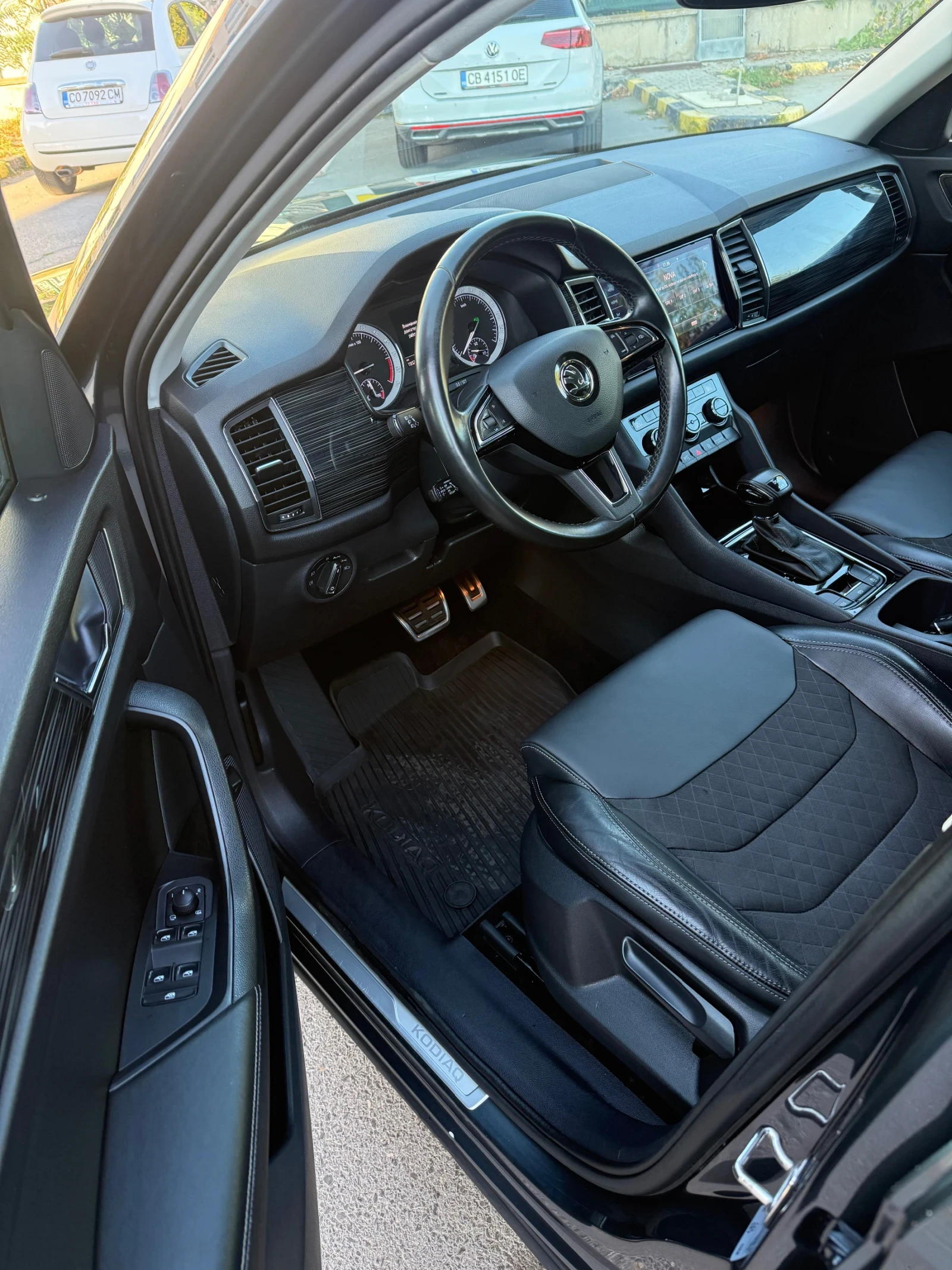 Skoda Kodiaq 2.0TDI/4x4/FULL/CH, снимка 9 - Автомобили и джипове - 56298258