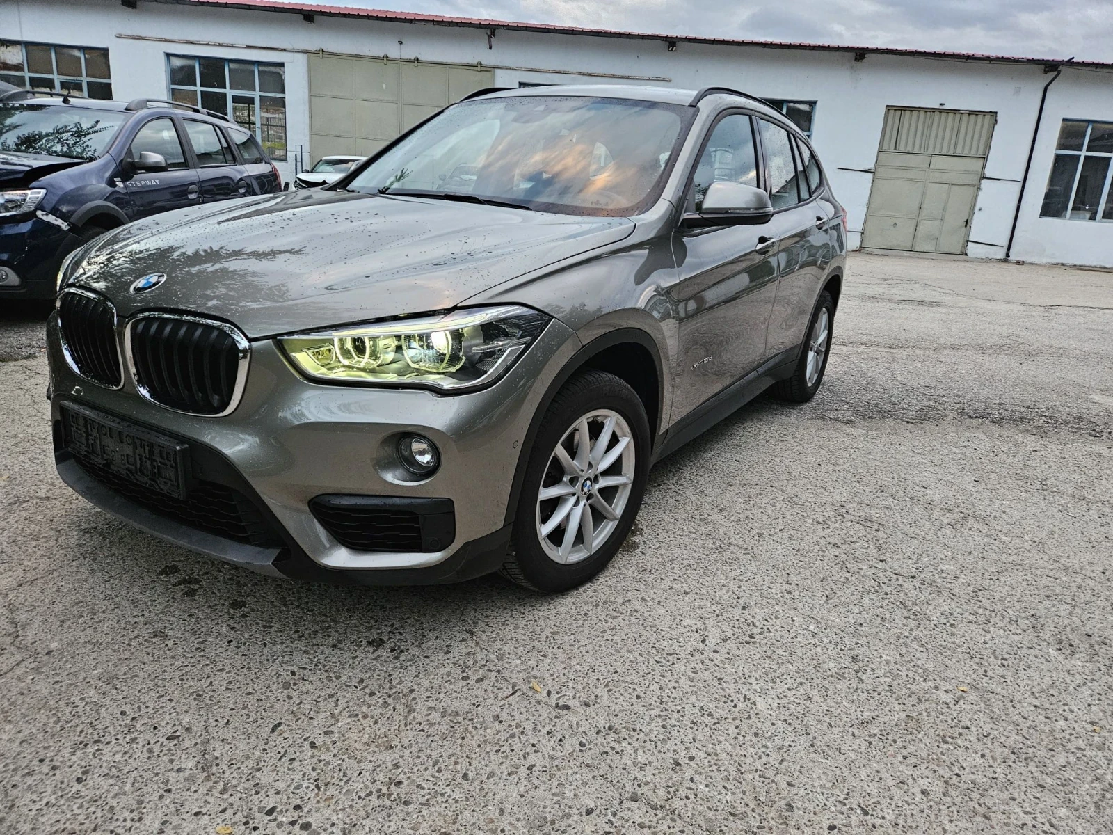 BMW X1, снимка 2 - Автомобили и джипове - 56436952