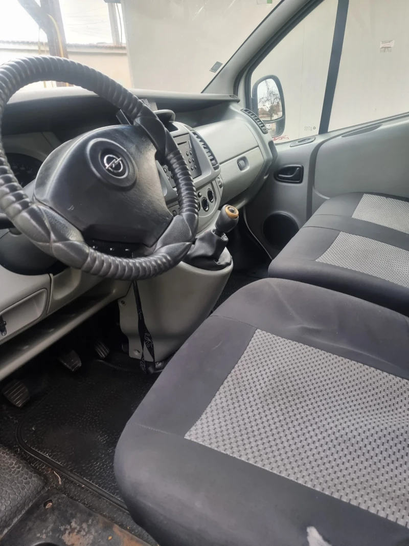 Opel Vivaro Хладилен, снимка 2 - Бусове и автобуси - 48247050