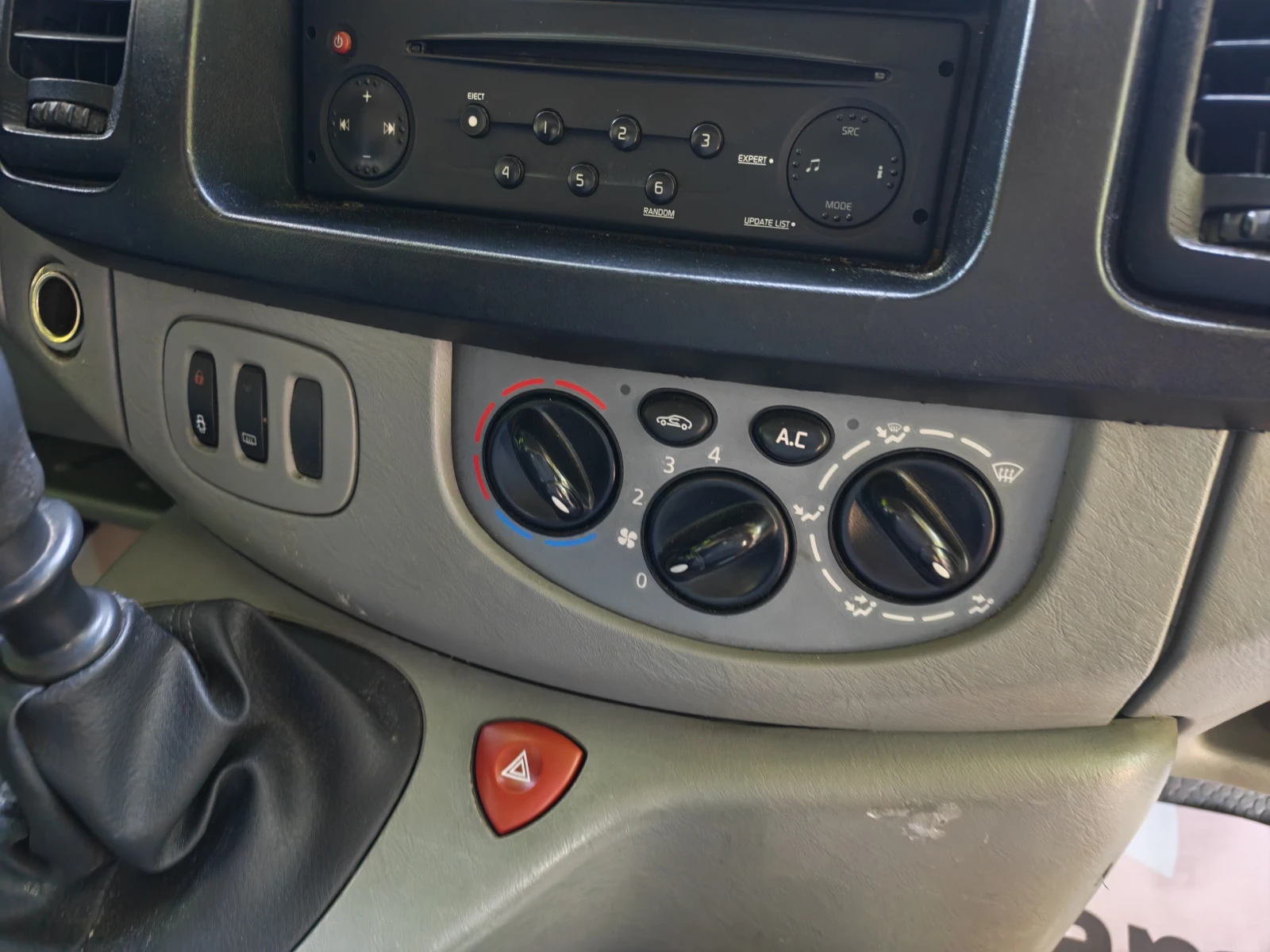 Nissan Primastar 2.0 DCI-�������� | Mobile.bg � ����������� 10