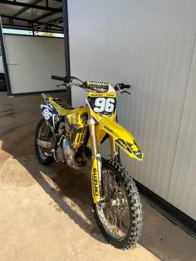  Suzuki Rm