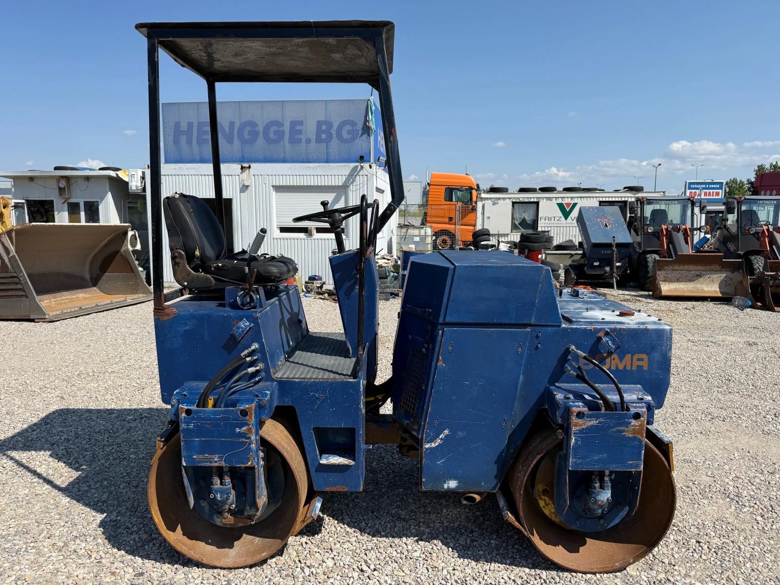Валяк BOMAG BW 120 AD