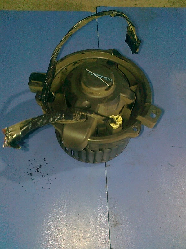 вентилатор парно за Мицубиши Колт (1)