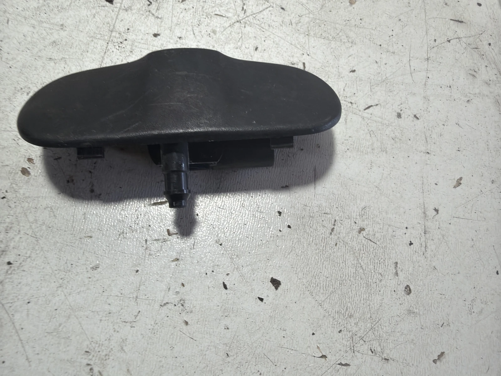 пръскалка челно стъкло 8T0955987B Audi A4