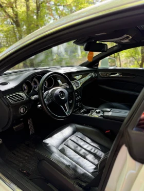 Mercedes-Benz CLS 550 РЕВИЗИРАН МОТОР!!!Harman Kardon/Подгрев/Обдухване/, снимка 8