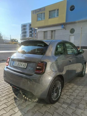 Fiat 500 e 9600км 42kWh Голямата Батерия, снимка 4