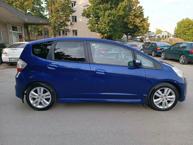 Honda Jazz 1.4i-99кс-РЪЧКА-SPORT, снимка 3 - Автомобили и джипове - 47296733