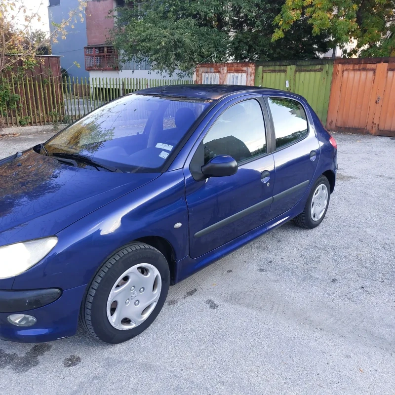 Peugeot 206 1.1, снимка 8 - Автомобили и джипове - 47500625