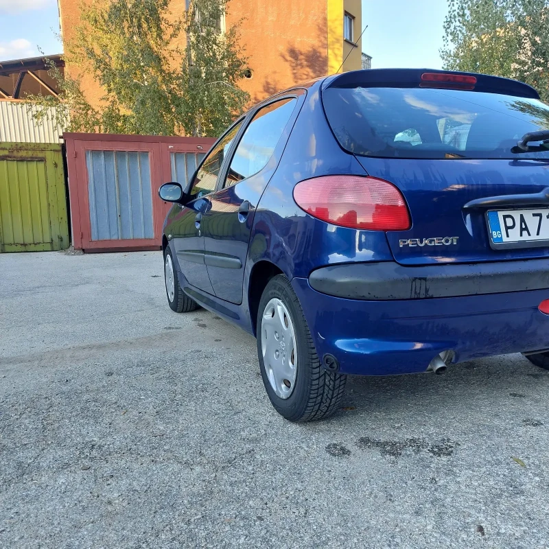 Peugeot 206 1.1, снимка 6 - Автомобили и джипове - 47500625