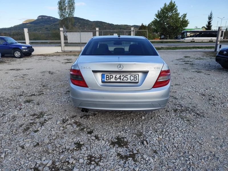 Mercedes-Benz C 200 2.2 дизел, снимка 6 - Автомобили и джипове - 47564619